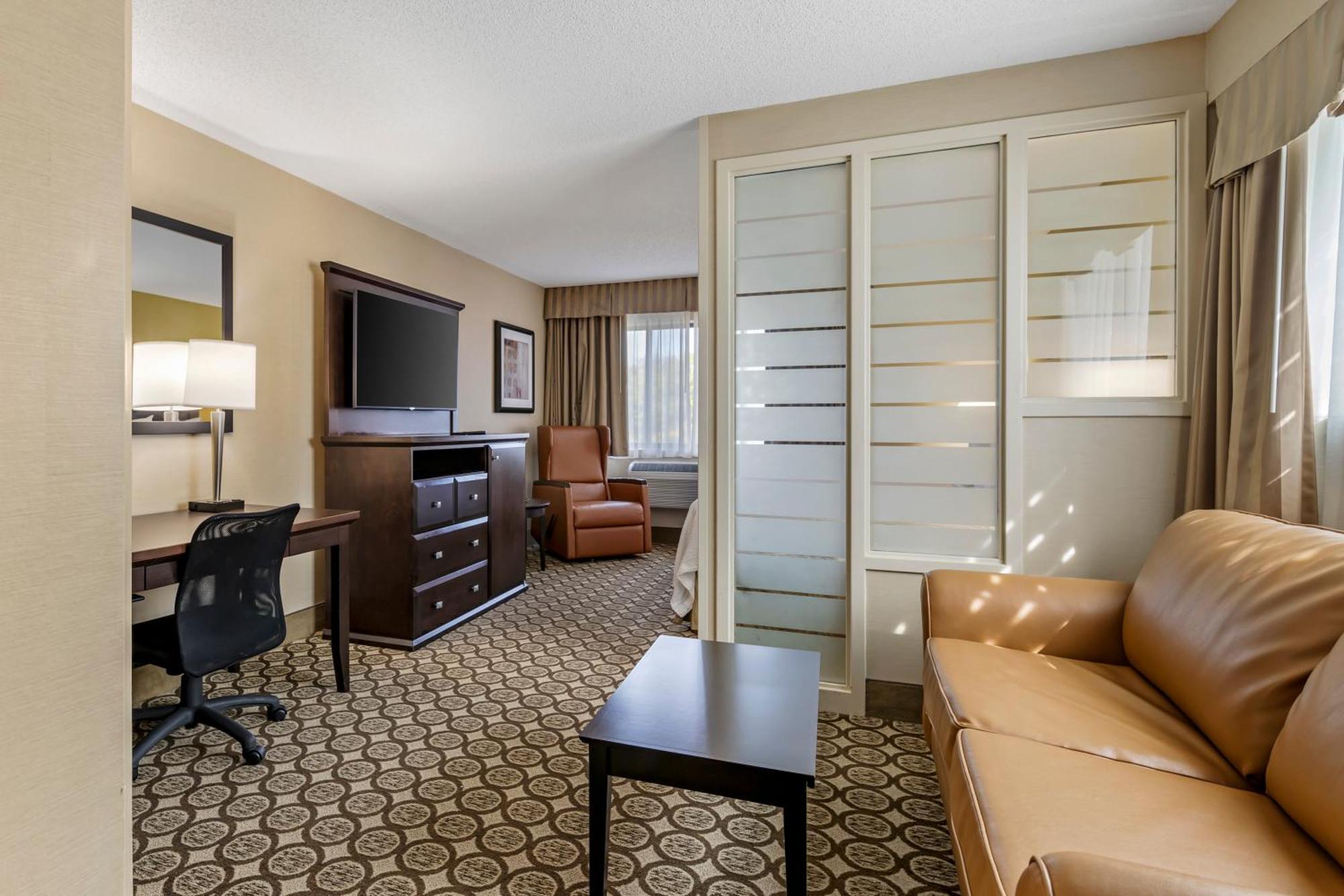 Best Western Plus Inntowner Madison Buitenkant foto