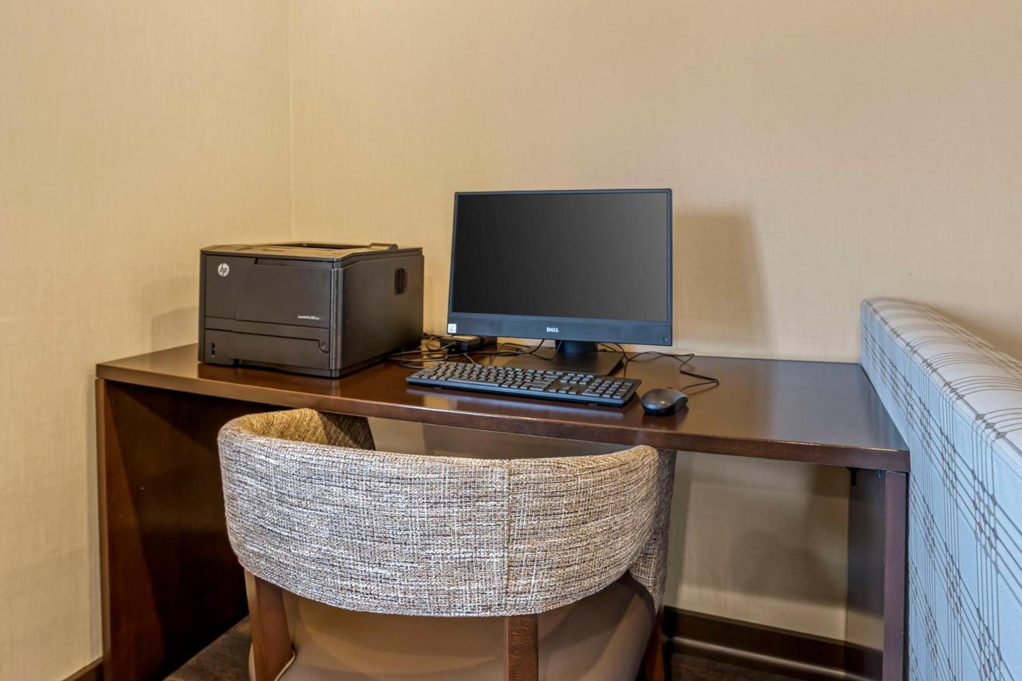 Best Western Plus Inntowner Madison Buitenkant foto